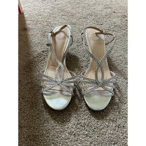 I. Miller Beautiful shoes Size 7.5